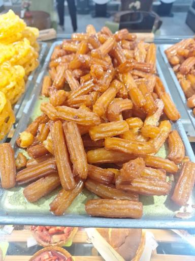 عکس شیرینی و کافه ناتلی