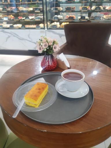 عکس شیرینی و کافه ناتلی