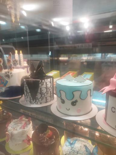 عکس شیرینی و کافه ناتلی