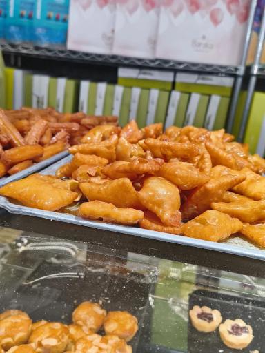 عکس شیرینی و کافه ناتلی