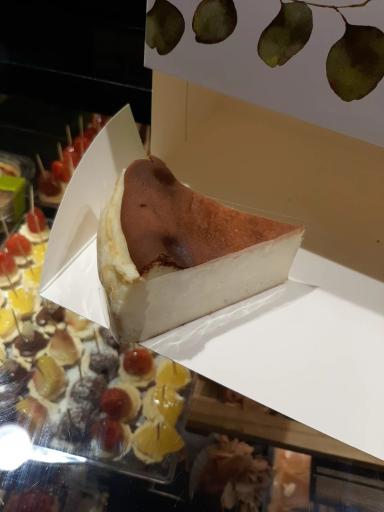 عکس شیرینی و کافه ناتلی