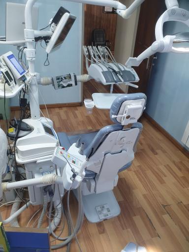 عکس دندانپزشکی دکتر سعیدی