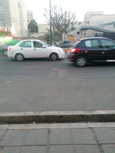 عکس مدرسه فروتن