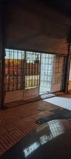 عکس نجاری و رنگ آمیزی چوب