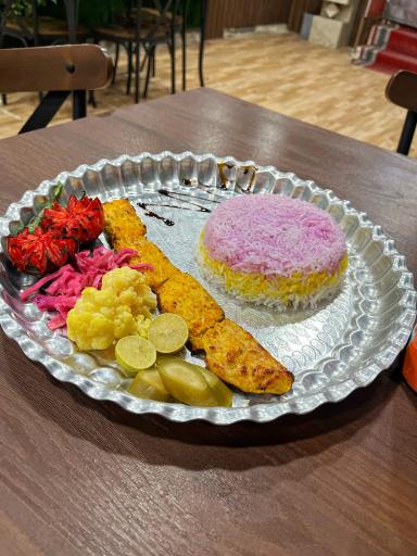 عکس رستوران شمعدونی