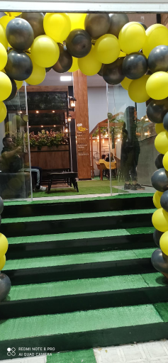 عکس کافه فست فود رویال