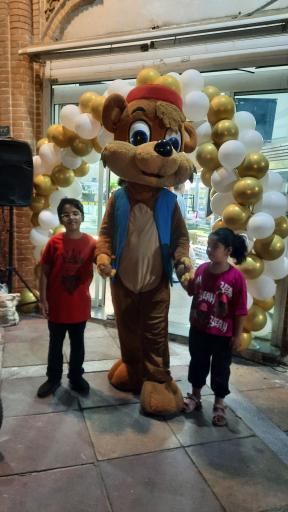 عکس لبنیات و بستنی سنتی آراس