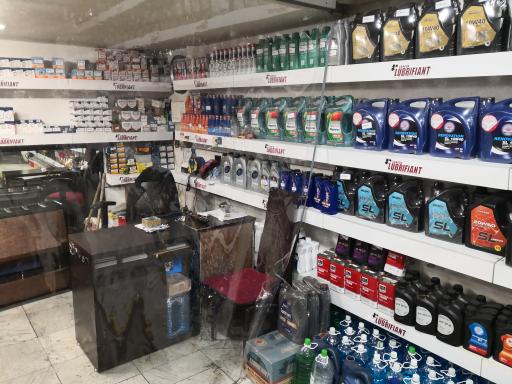 عکس تعویض روغن اتو سرویس کاج