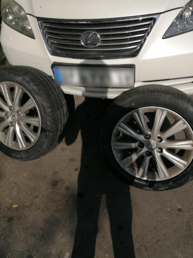 عکس لاستیک فروشی شاهرخ