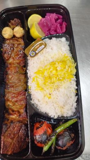 عکس چلوکبابی نیکان