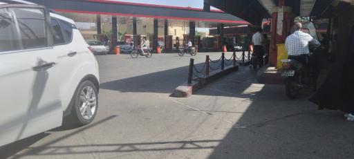 عکس پمپ بنزین امید