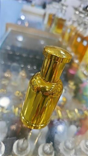 عکس فروشگاه عطر خالص