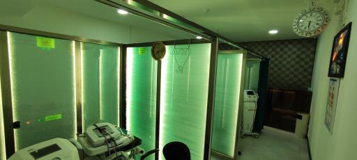 عکس کلینیک طب فیزیکی و توانبخشی دکتر پورقاسمیان