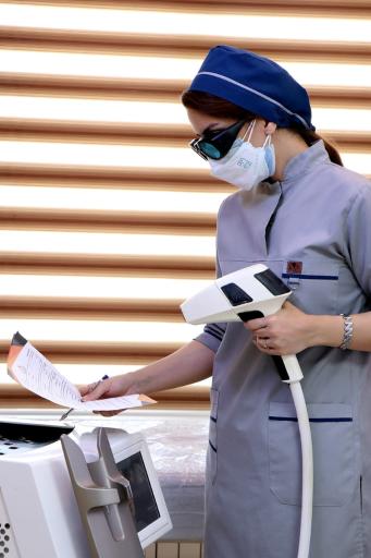 عکس کلینیک لیزر دلتا