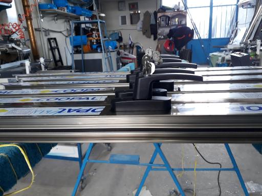 عکس کارگاه صنایع آلومیران