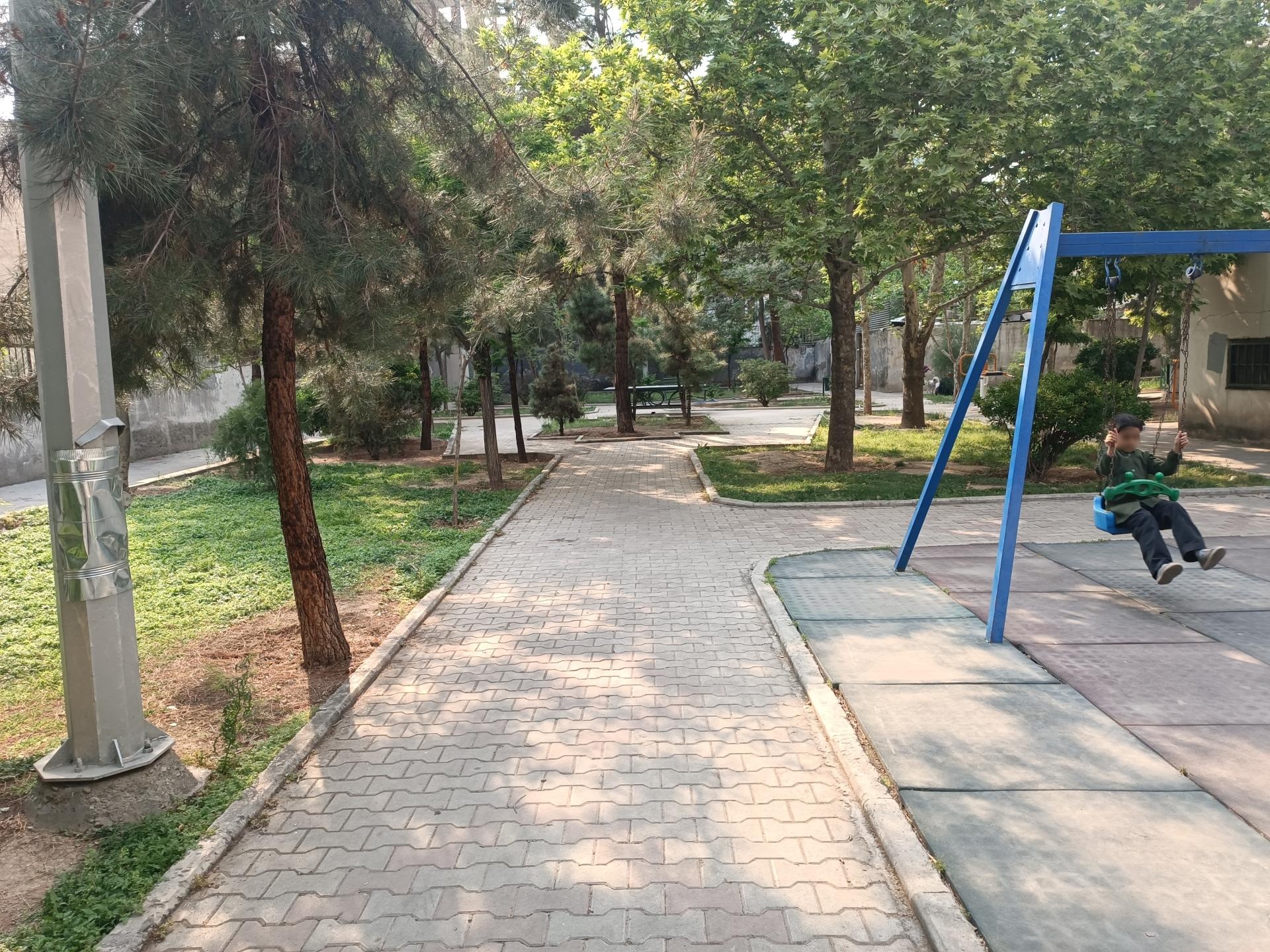 عکس زمین بازی کودکان