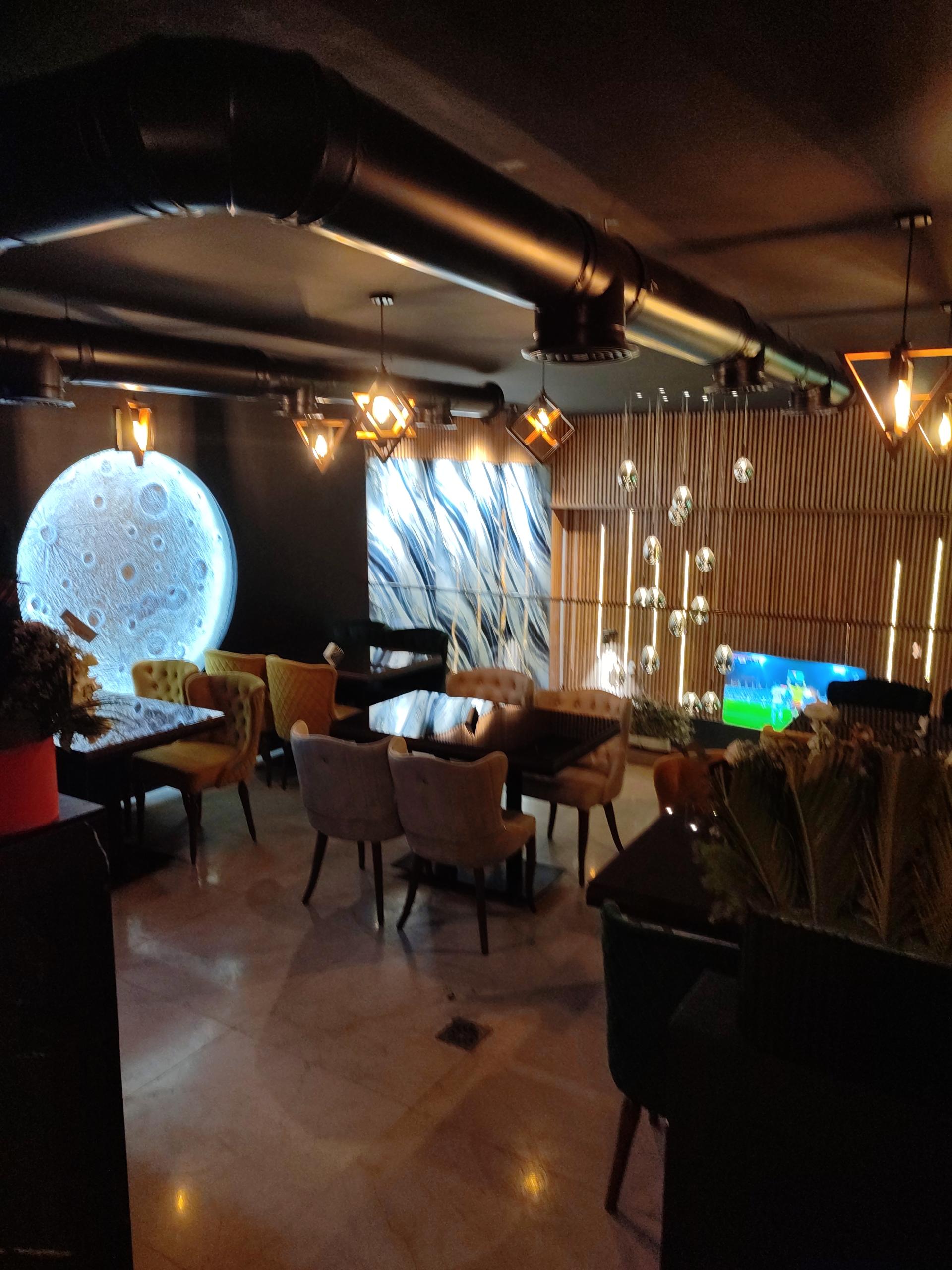 عکس ال سی فود کافه 