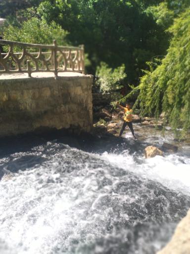 عکس چشمه پیرغار