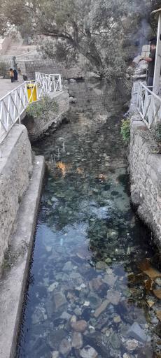 عکس چشمه پیرغار