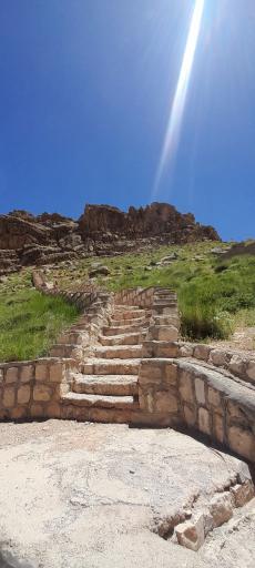 عکس چشمه پیرغار