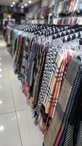 عکس فروشگاه شهر شال