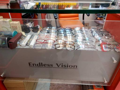 عکس عینک میرداماد 2