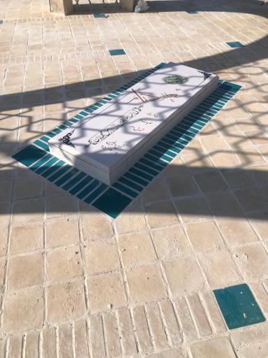 عکس یادمان شهید گمنام دانشگاه میبد