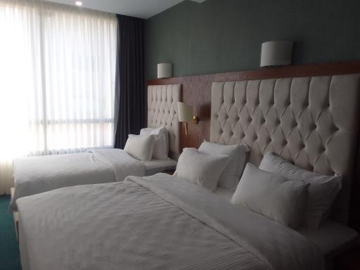 عکس هتل نور حیات