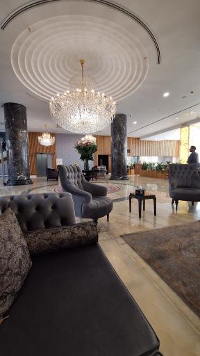 عکس هتل نور حیات