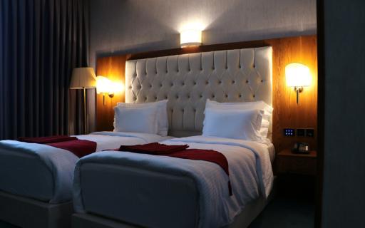 عکس هتل نور حیات