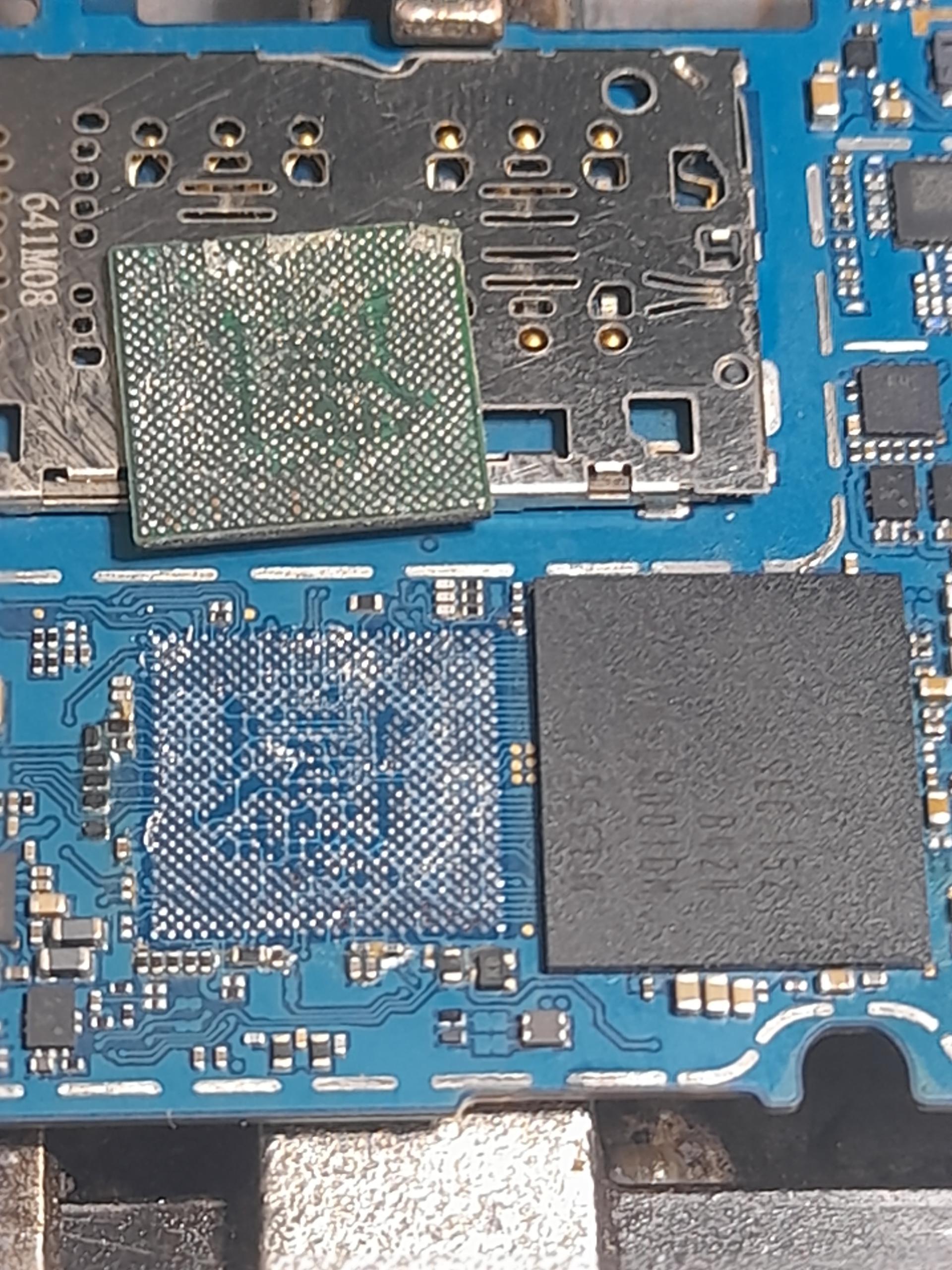 عکس تعمیرات موبایل قرایی