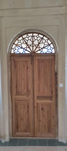 عکس عمارت کلاه فرنگی