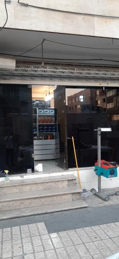 عکس شعبه اصلی هدلایت مارکت کرج 