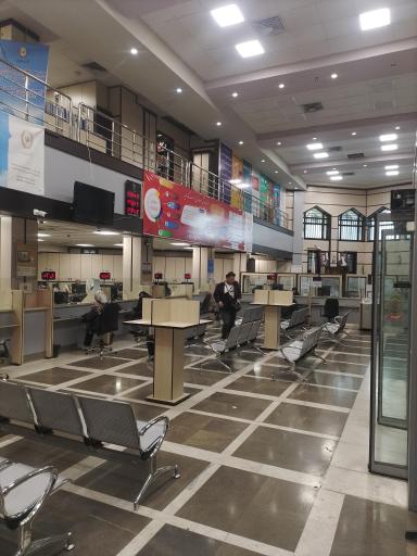 عکس بانک ملی شعبه پیام انقلاب اسلامی