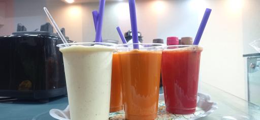 عکس بستنی و آبمیوه ژاکوب