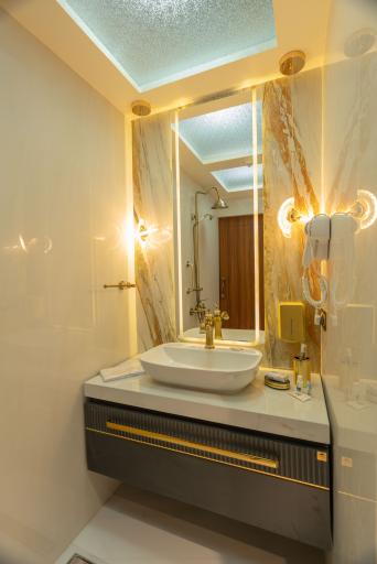 عکس بیمارستان ایرانشهر