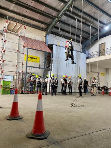 عکس مرکز آموزش دسترسی با طناب ویونا