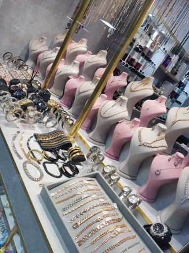 بدلیجات و زیورآلات رویال ست 