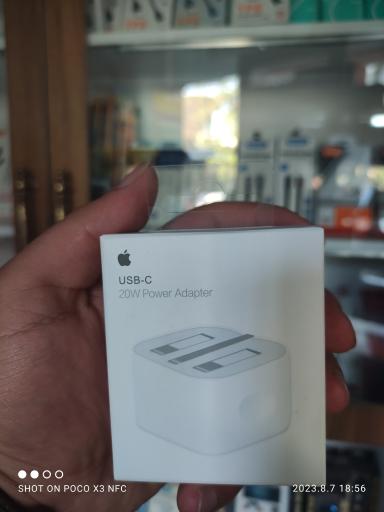 عکس فروشگاه لوازم جانبی و سیم کارت نادری