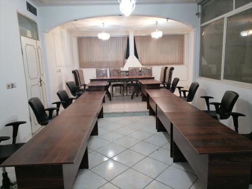 عکس مجتمع آموزشی گراد