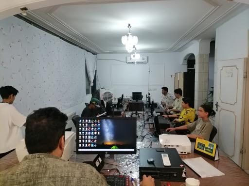 عکس آموزشگاه فنی و حرفه ای گراد