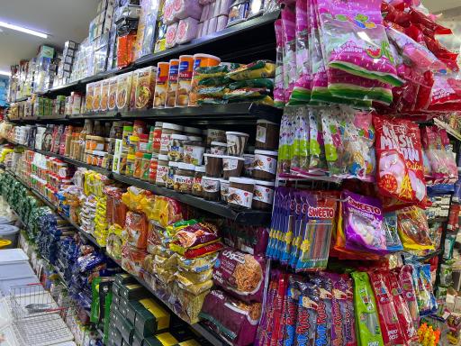 عکس سوپرماركت خانواده ٢