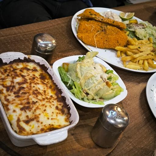 عکس رستوران ایتالیایی پیرو