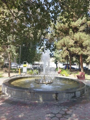 عکس آبنمای بوستان غدیر