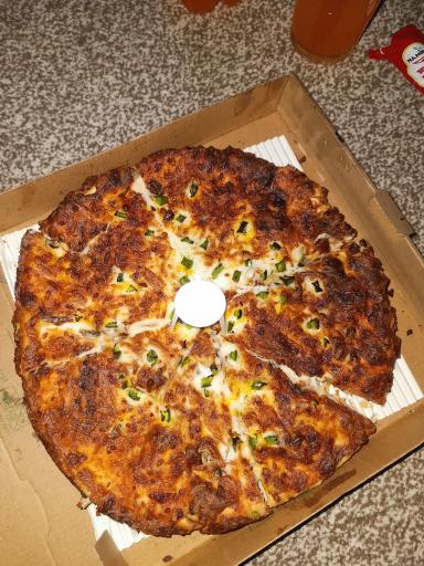 عکس فست‌فود طلایی