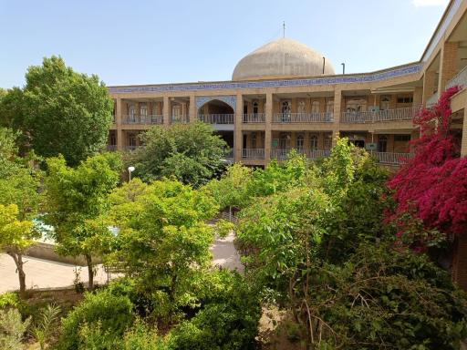 عکس مدرسه علمیه شهیدین بهشتی و قدوسی