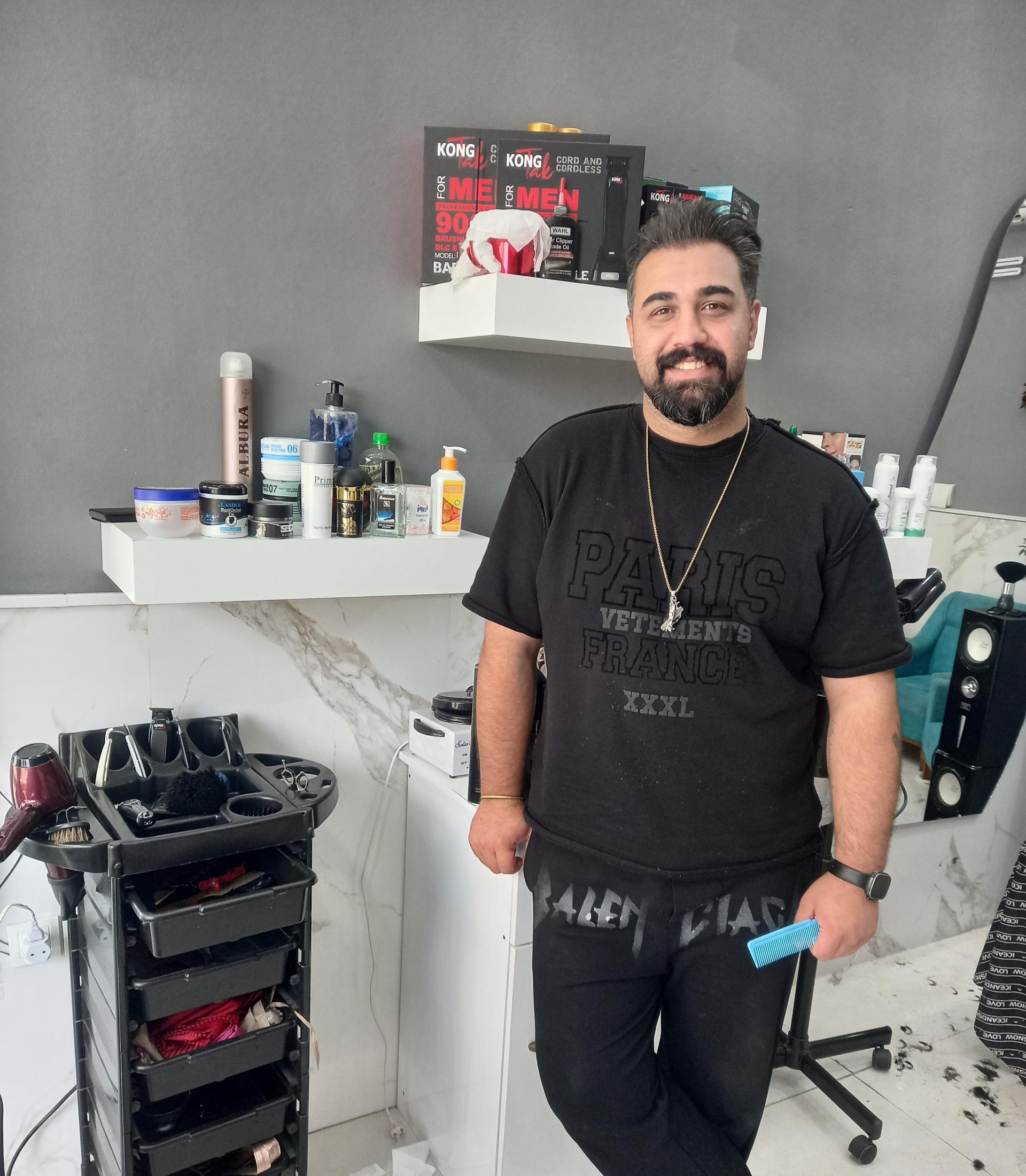 عکس پیرایش داریوش رمضانی 