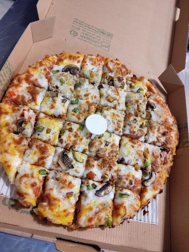 عکس فست‌فود طلایی