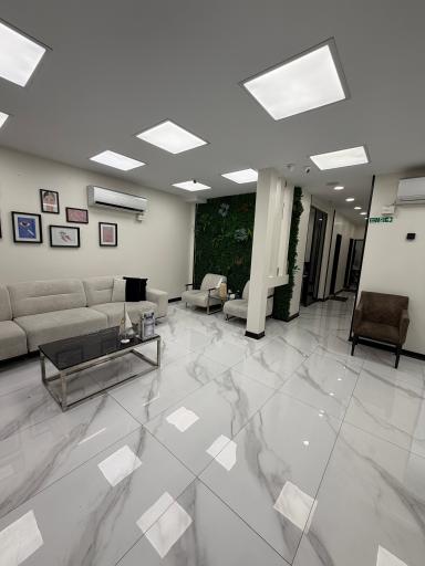 عکس کلینیک زیبایی خورشید
