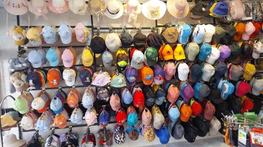 عکس پوشاک و کلاه راشین